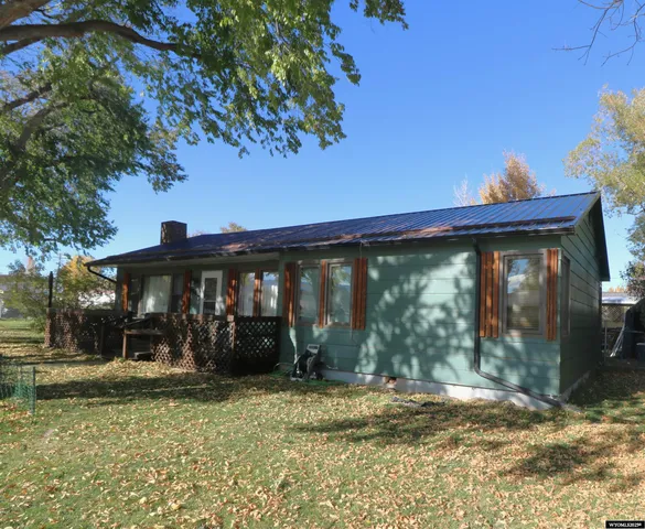 $345,000 | 560 Washington Street, Lander, WY 82520