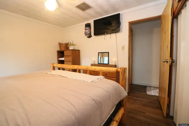 $345,000 | 560 Washington Street, Lander, WY 82520