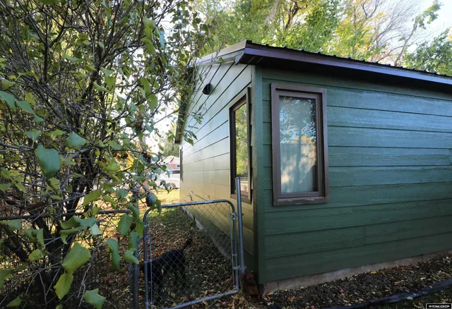 $345,000 | 560 Washington Street, Lander, WY 82520