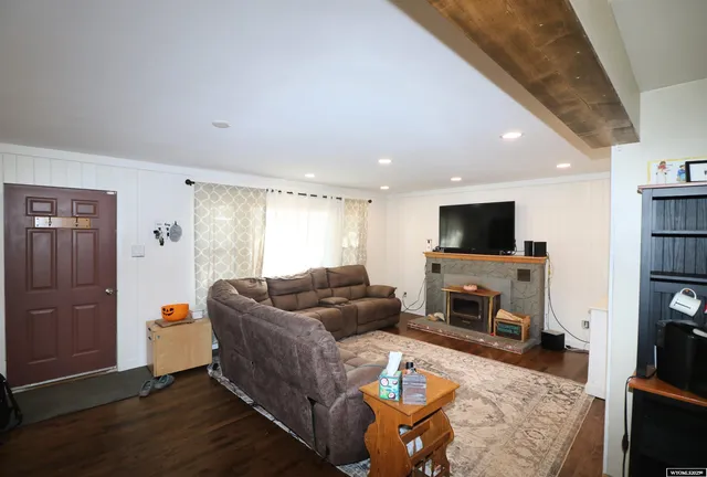 $345,000 | 560 Washington Street, Lander, WY 82520
