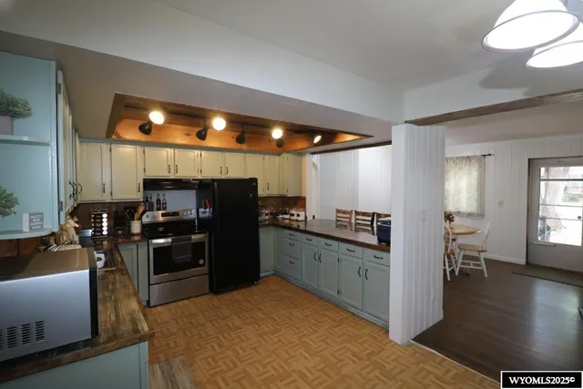 $345,000 | 560 Washington Street, Lander, WY 82520