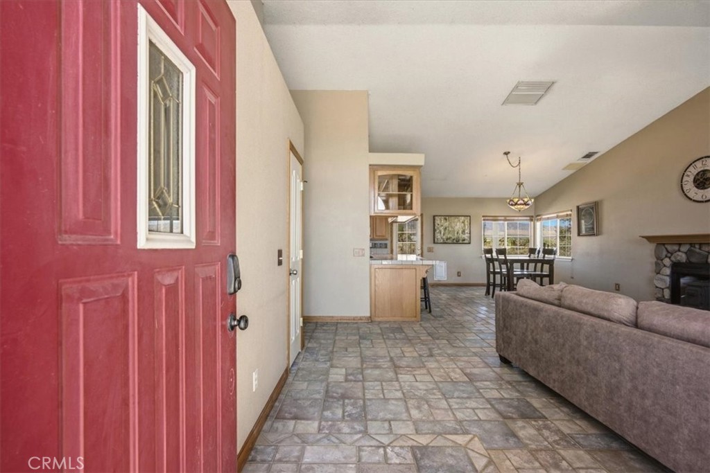 1397 Sierra Road Pinon Hills, CA 92372 - Photo 5 of 49