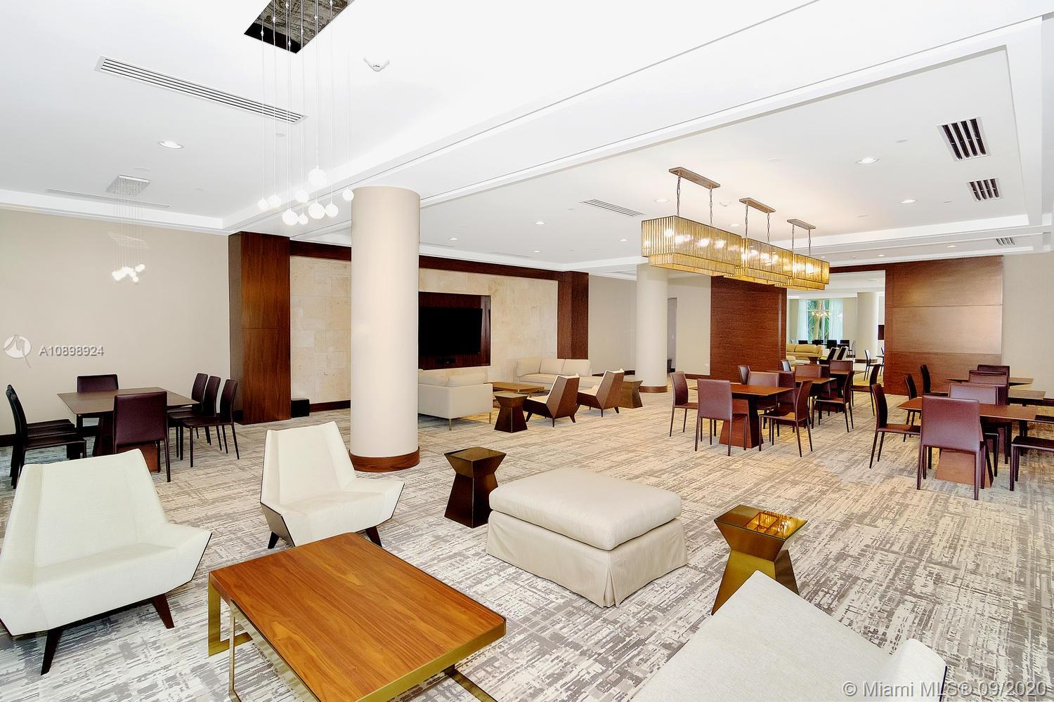801 Brickell Key Boulevard, Unit PH8 Miami, FL 33131 - Photo 23 of 31