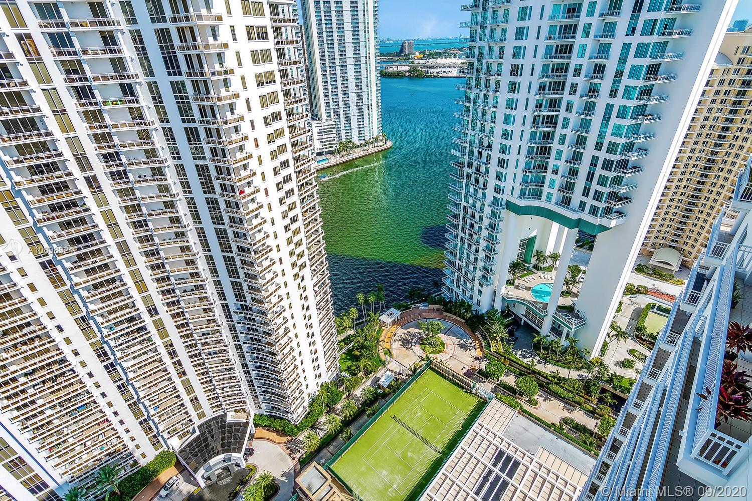 801 Brickell Key Boulevard, Unit PH8 Miami, FL 33131 - Photo 27 of 31