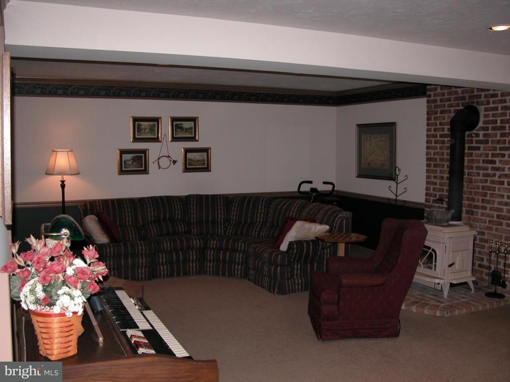172 Ridge Avenue, Unit 4 Ephrata, PA 17522 - Photo 15 of 24 Gallery Image 15