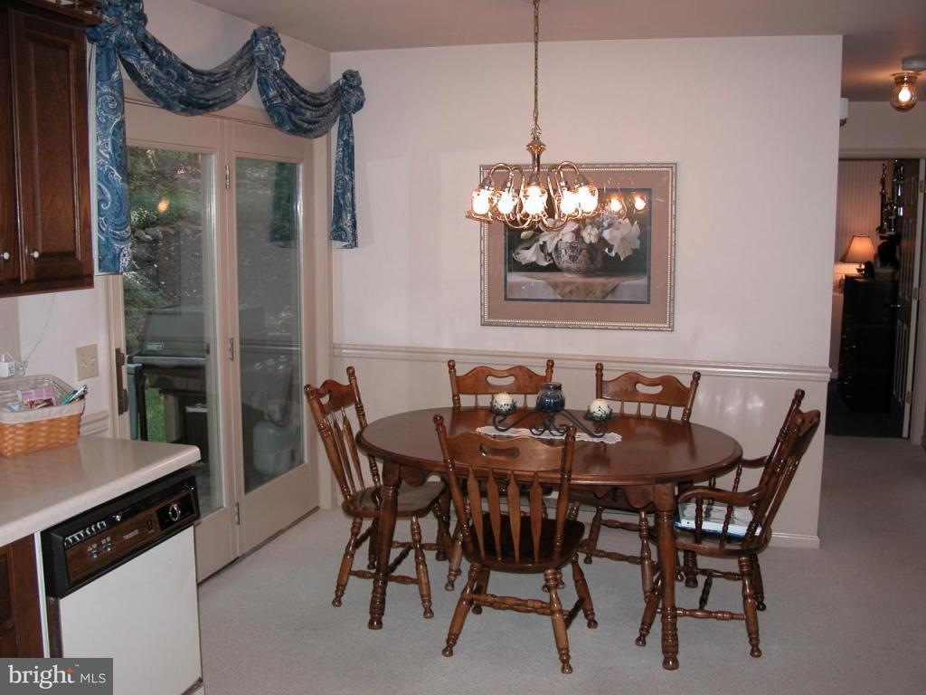 172 Ridge Avenue, Unit 4 Ephrata, PA 17522 - Photo 8 of 24 Gallery Image 8