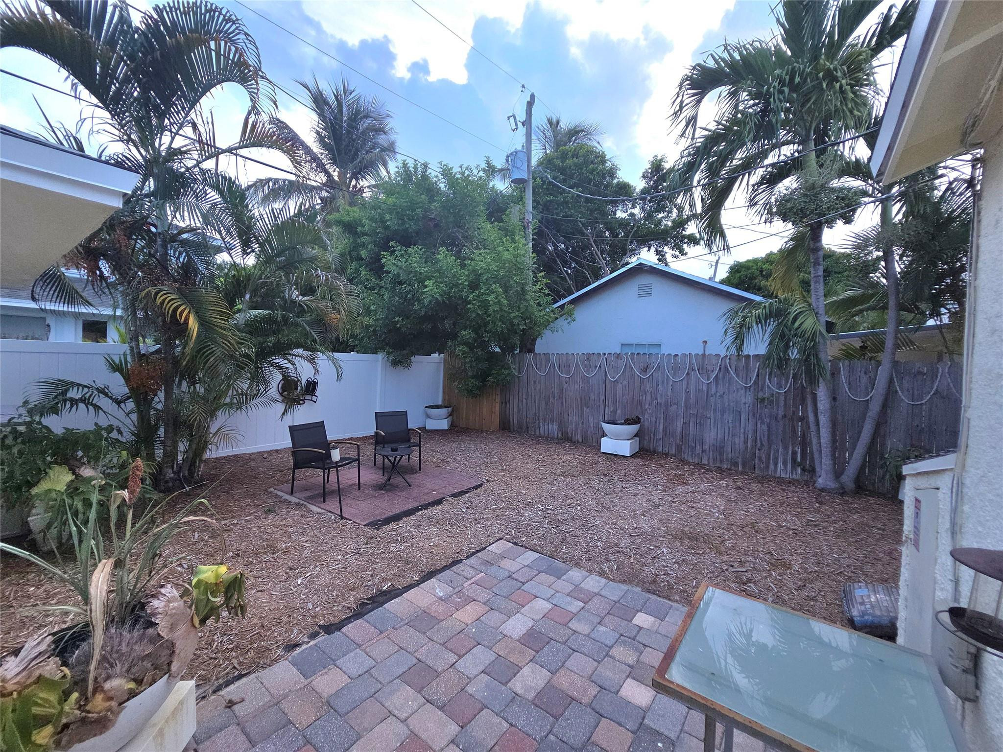 414 Ardmore Road West Palm Beach, FL 33401 - Photo 18 of 24 Photo 18