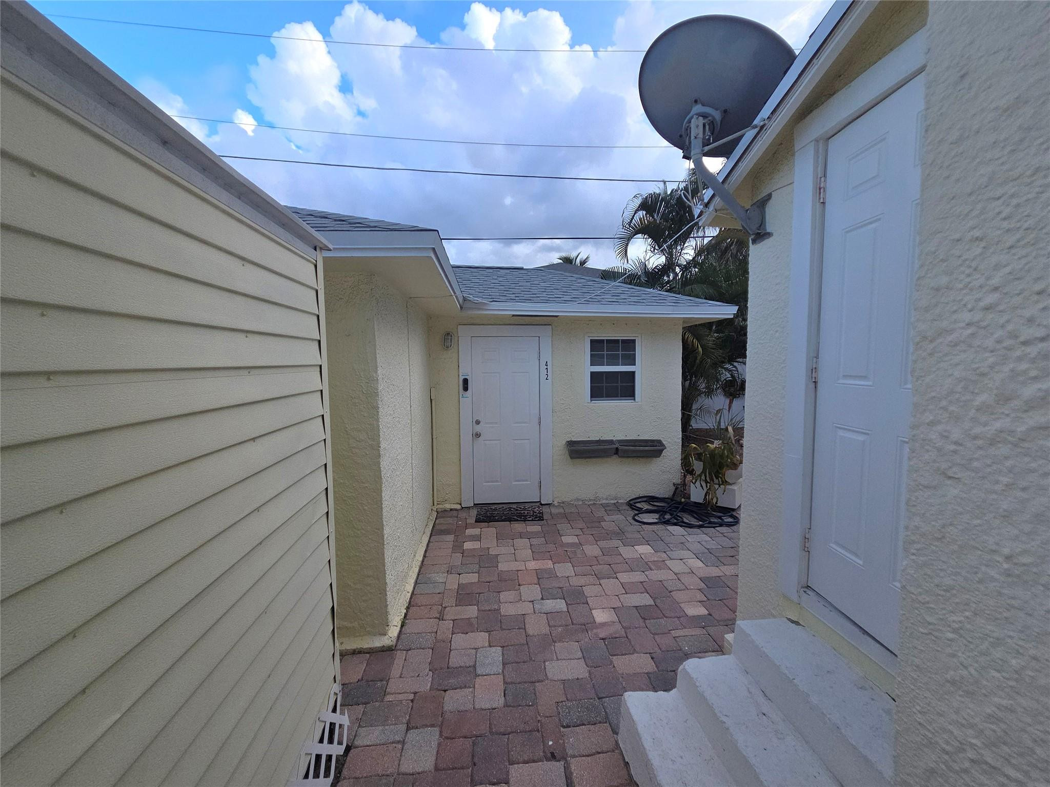 414 Ardmore Road West Palm Beach, FL 33401 - Photo 19 of 24 Photo 19