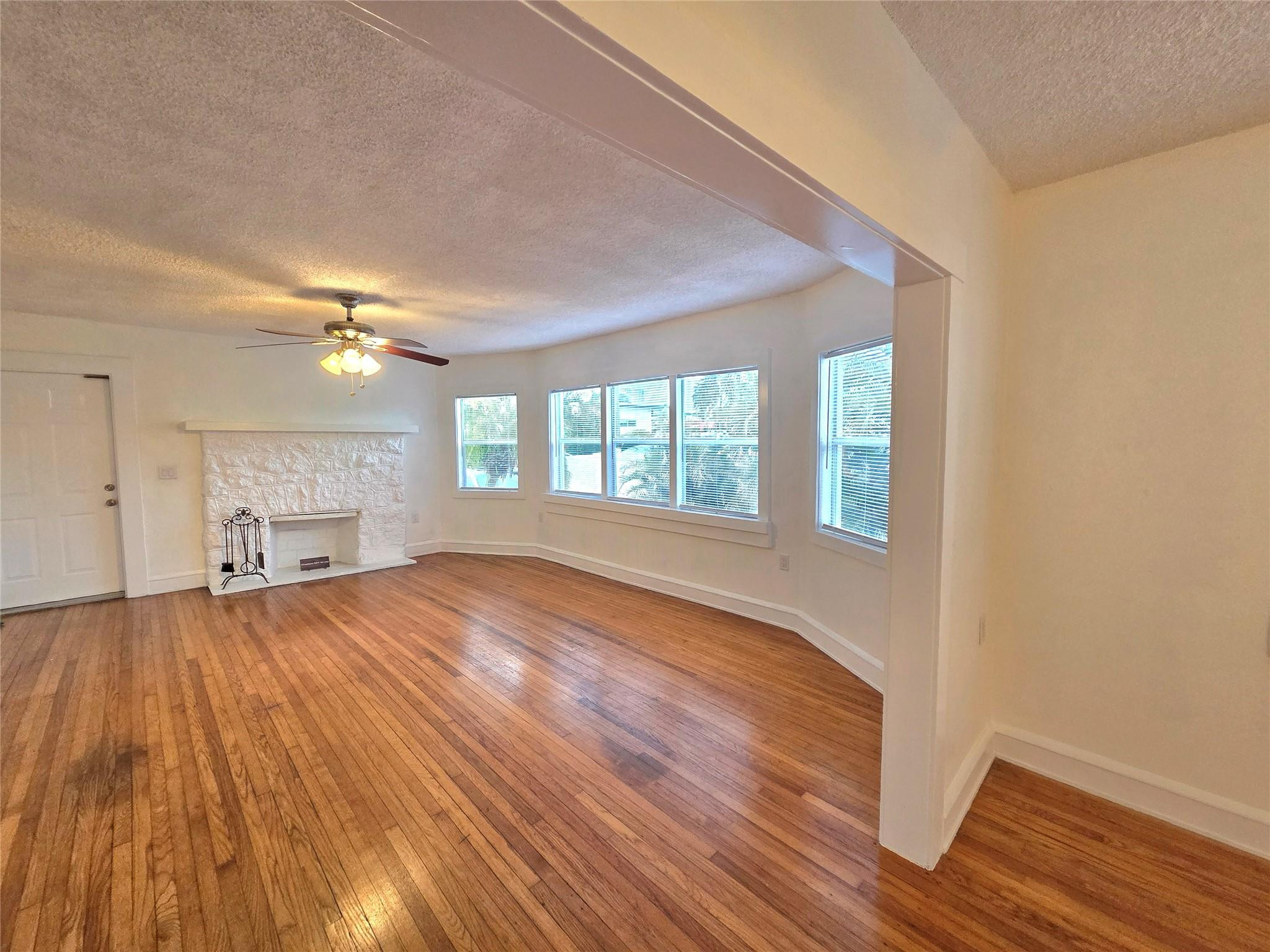 414 Ardmore Road West Palm Beach, FL 33401 - Photo 4 of 24 Photo 4