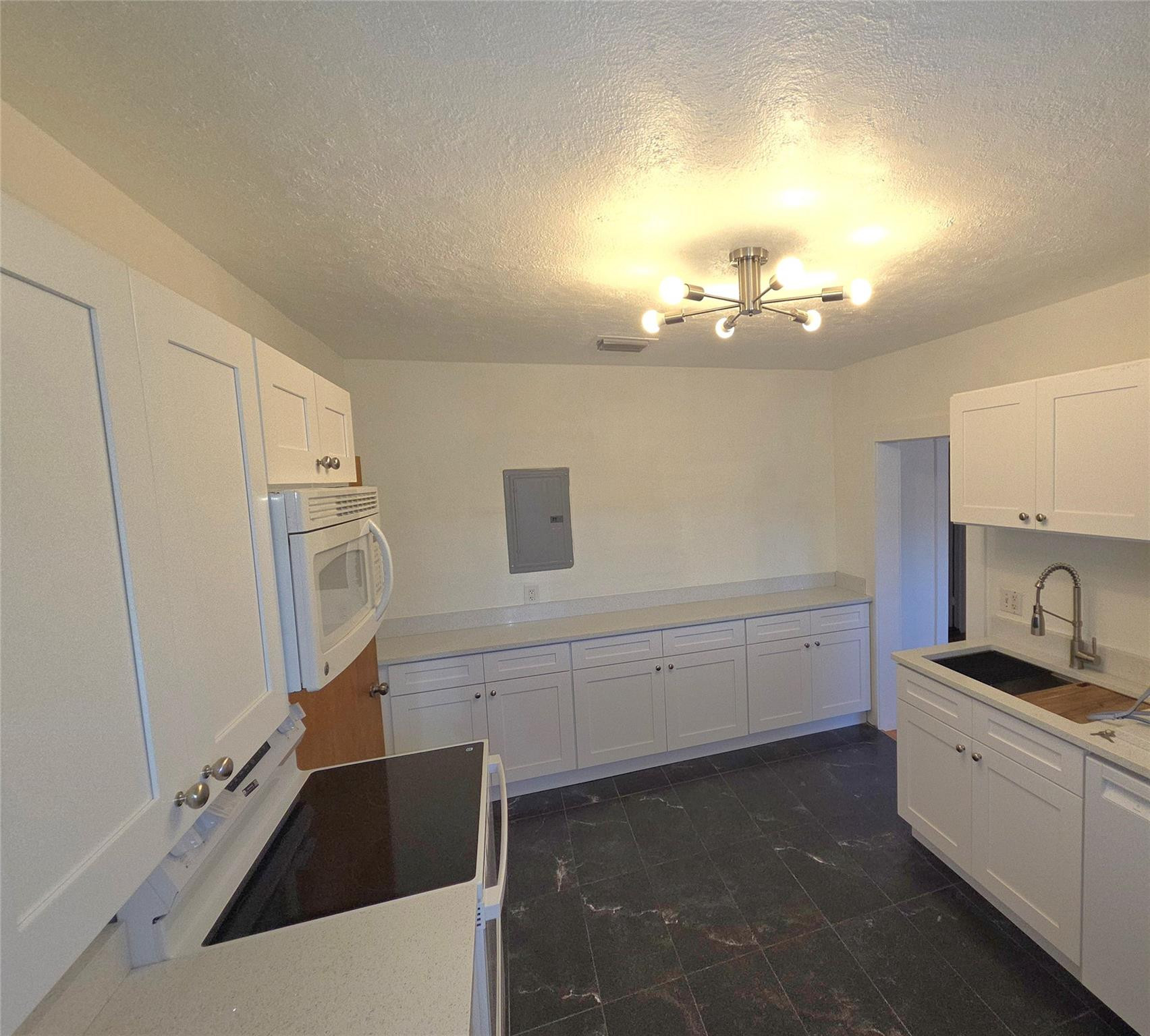 414 Ardmore Road West Palm Beach, FL 33401 - Photo 9 of 24 Photo 9