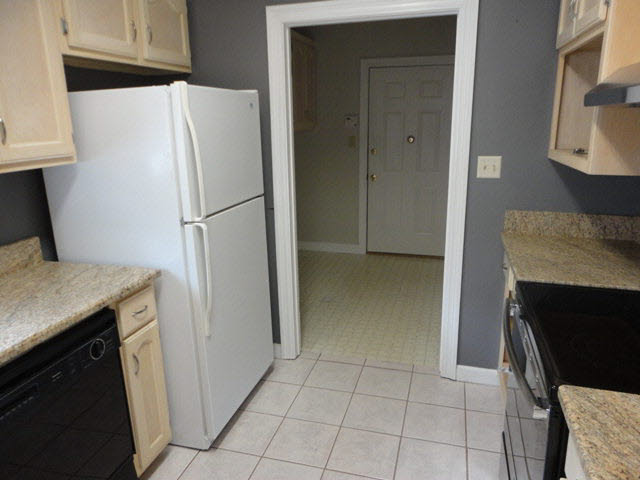 10 Cottage Drive Fairhope, AL 36532 - Photo 7 of 16 Kitchen