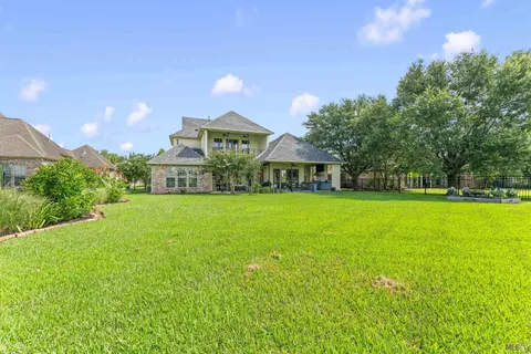 $655,000 | 2340 St Andrews Avenue, Zachary, LA 70791