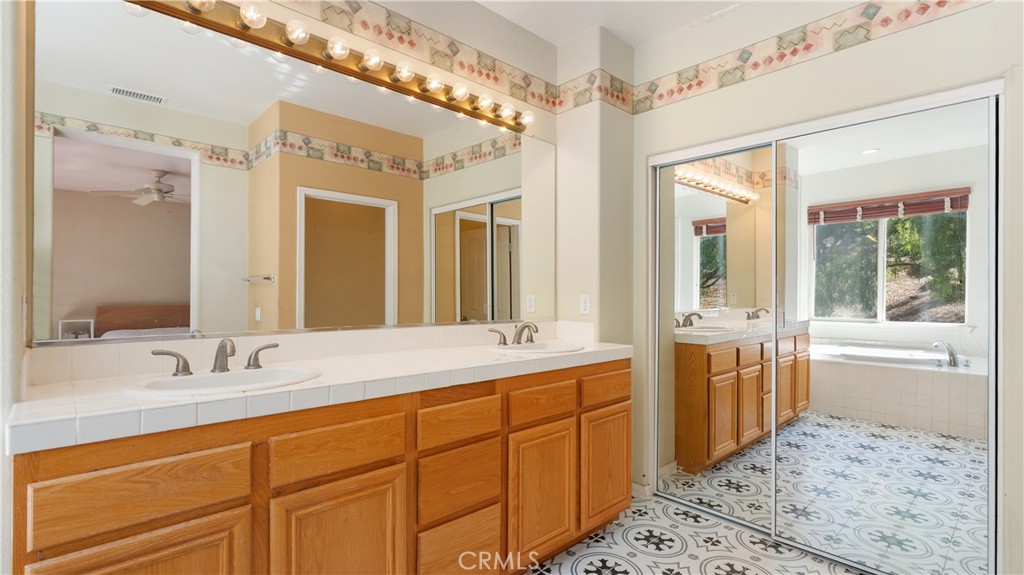 26009 Twain Place Stevenson Ranch, CA 91381 - Photo 33 of 37