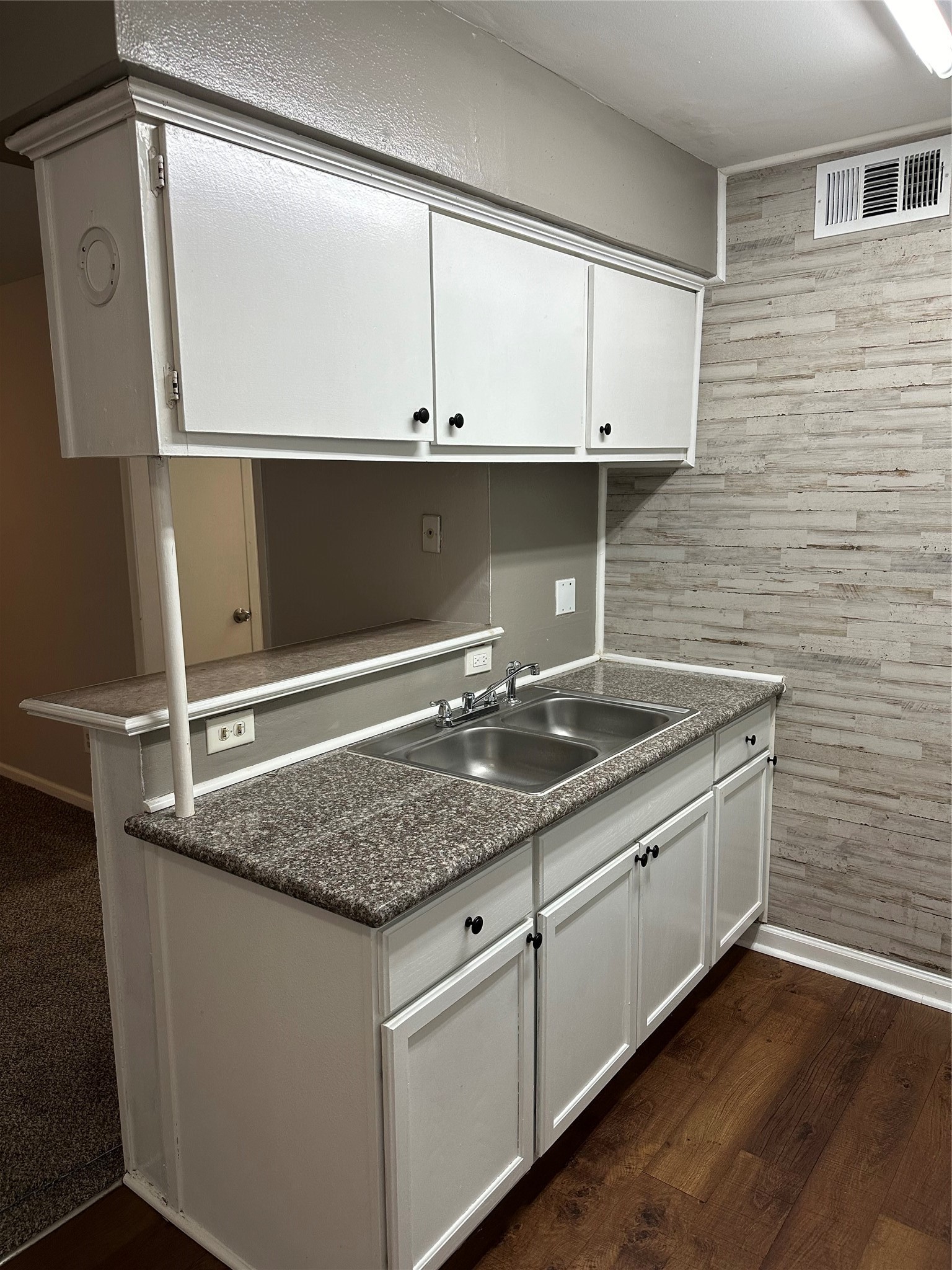 2922 Randolph Road, Unit 5 Pasadena, TX 77503 - Photo 4 of 9