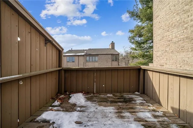 a view of entrance gate of the house