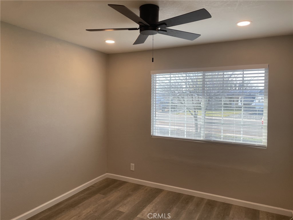 820 North Lassen Street Willows, CA 95988 - Photo 16 of 18 a view of an empty room with a window