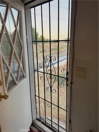 $315,000 | 33511 Sierra Drive, Unit 1/2, Lemon Cove, CA 93244