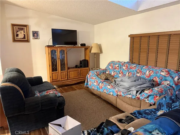 $315,000 | 33511 Sierra Drive, Unit 1/2, Lemon Cove, CA 93244