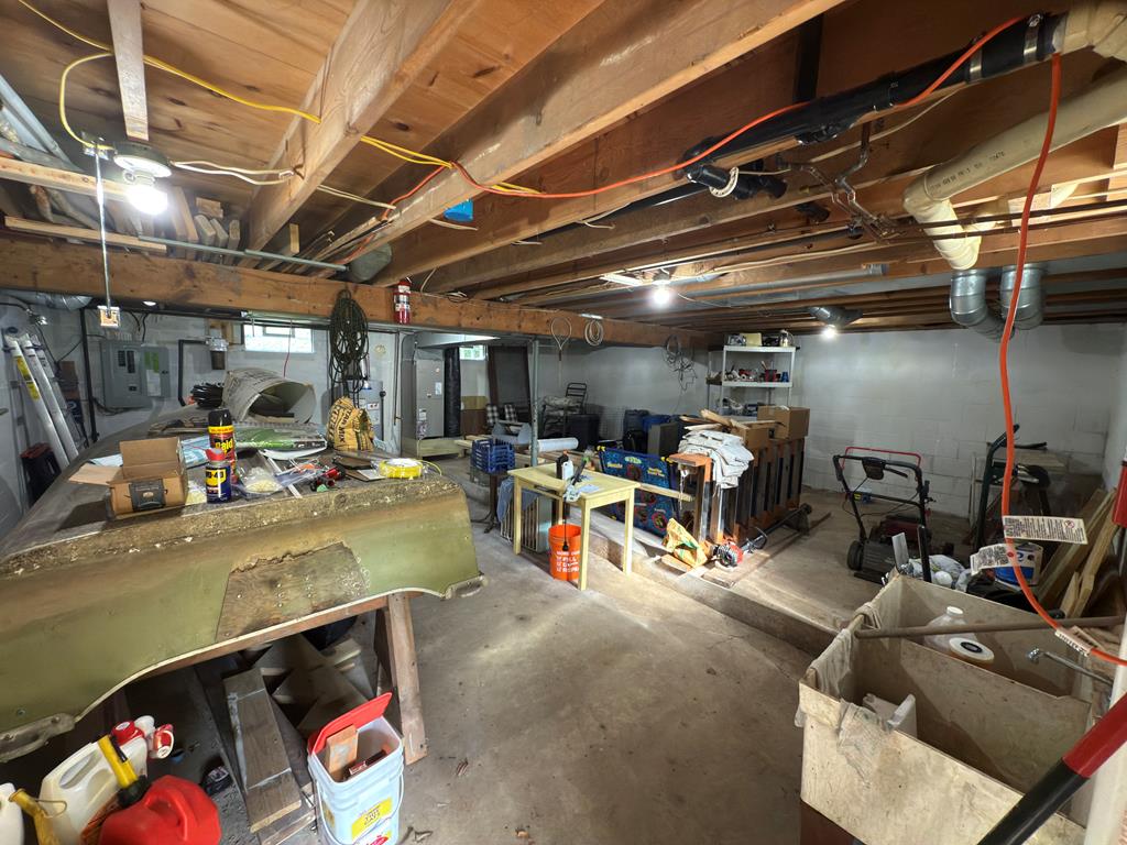 876 North Tunnel Road Kennerdell, PA 16374 - Photo 40 of 43 a view of a room with gym equipment