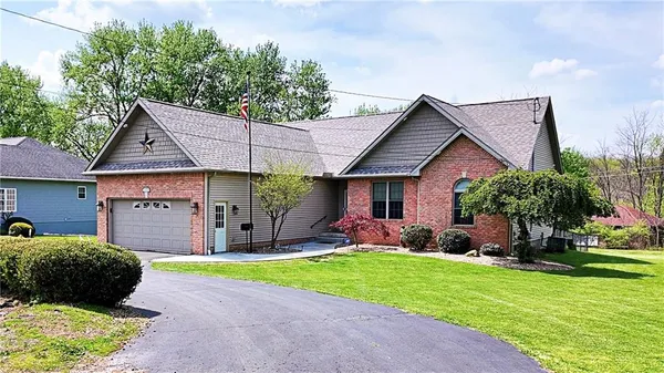 $349,900 | 1620 Hall Avenue, Sharpsville, PA 16150