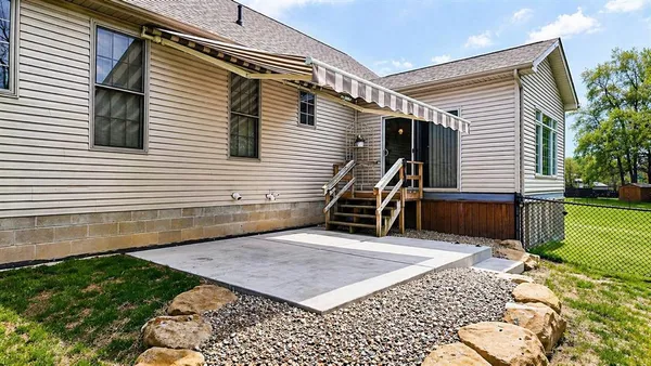 $349,900 | 1620 Hall Avenue, Sharpsville, PA 16150