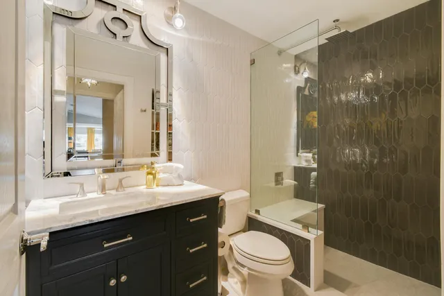 a view of a tennis court