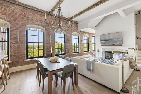$7,300,000 | 15 Church Street, Unit PH402 PH402, Sag Harbor, NY 11963