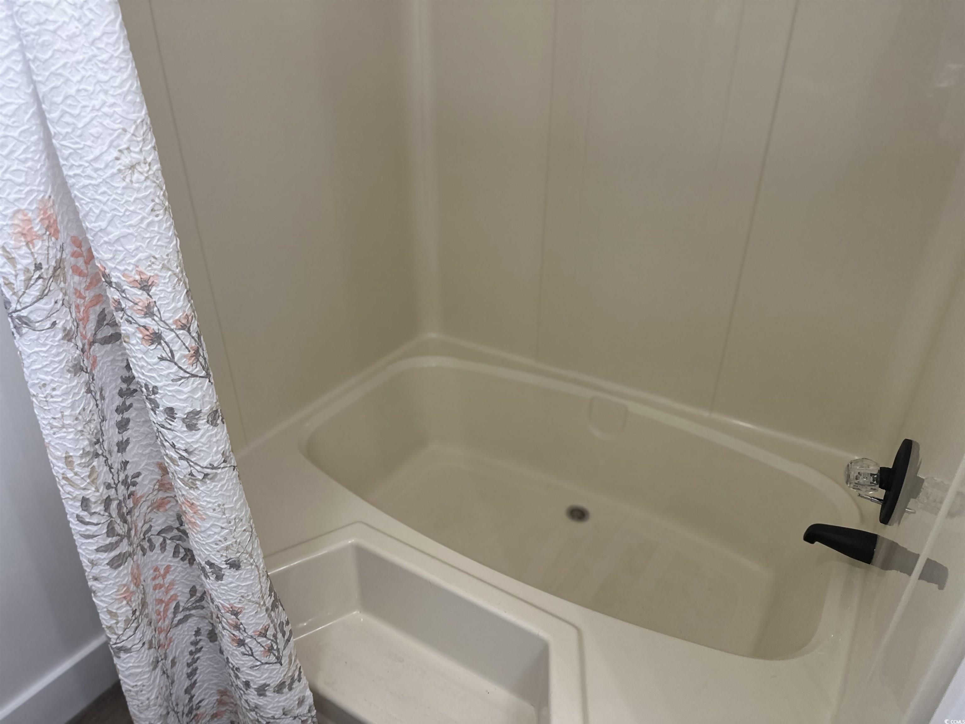 3800 Murrells Inlet Road Murrells Inlet, SC 29576 - Photo 10 of 22 View of full bathroom