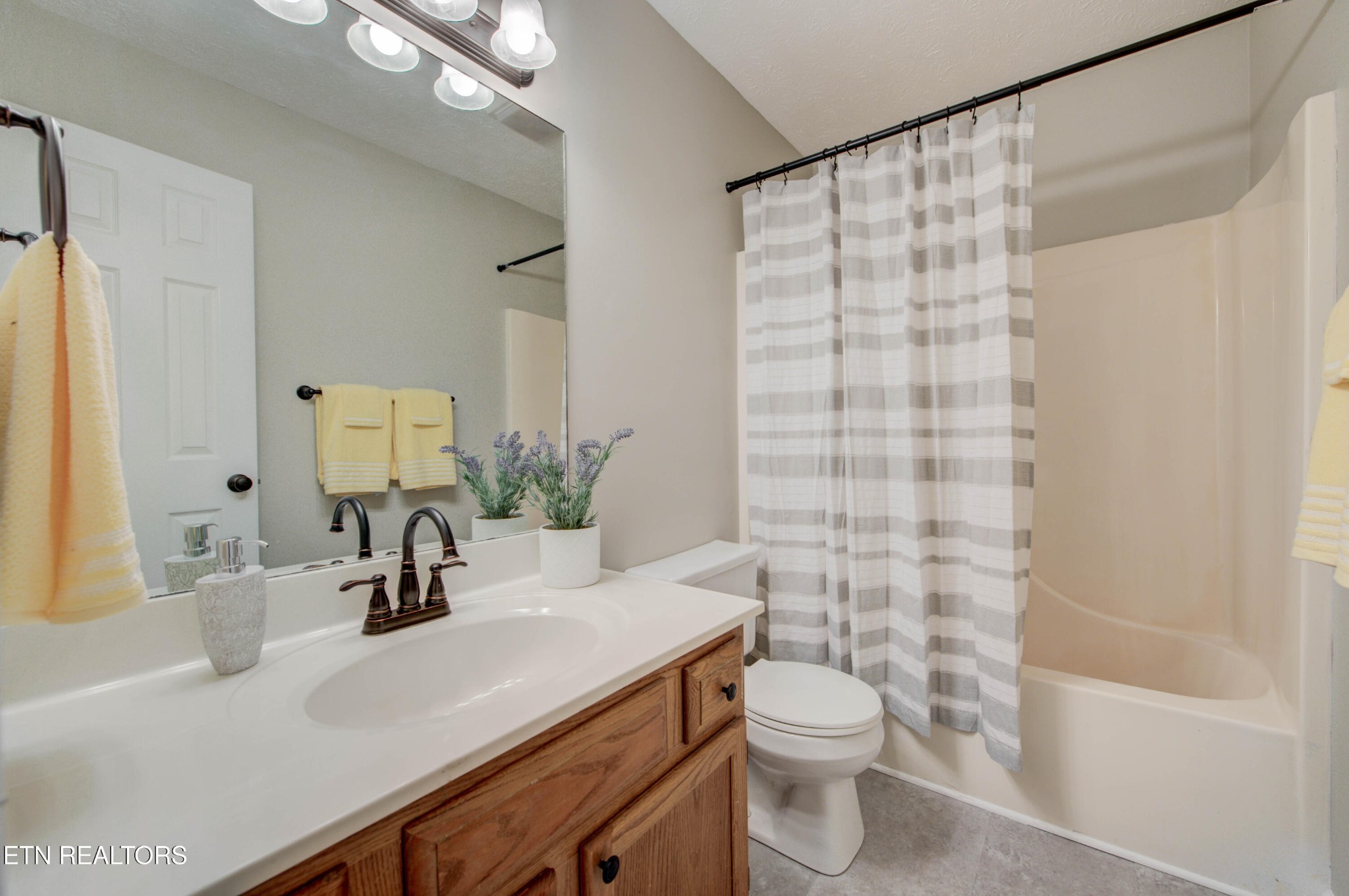 4004 Abercorn Road Knoxville, TN 37921 - Photo 24 of 30 Gallery Image 24