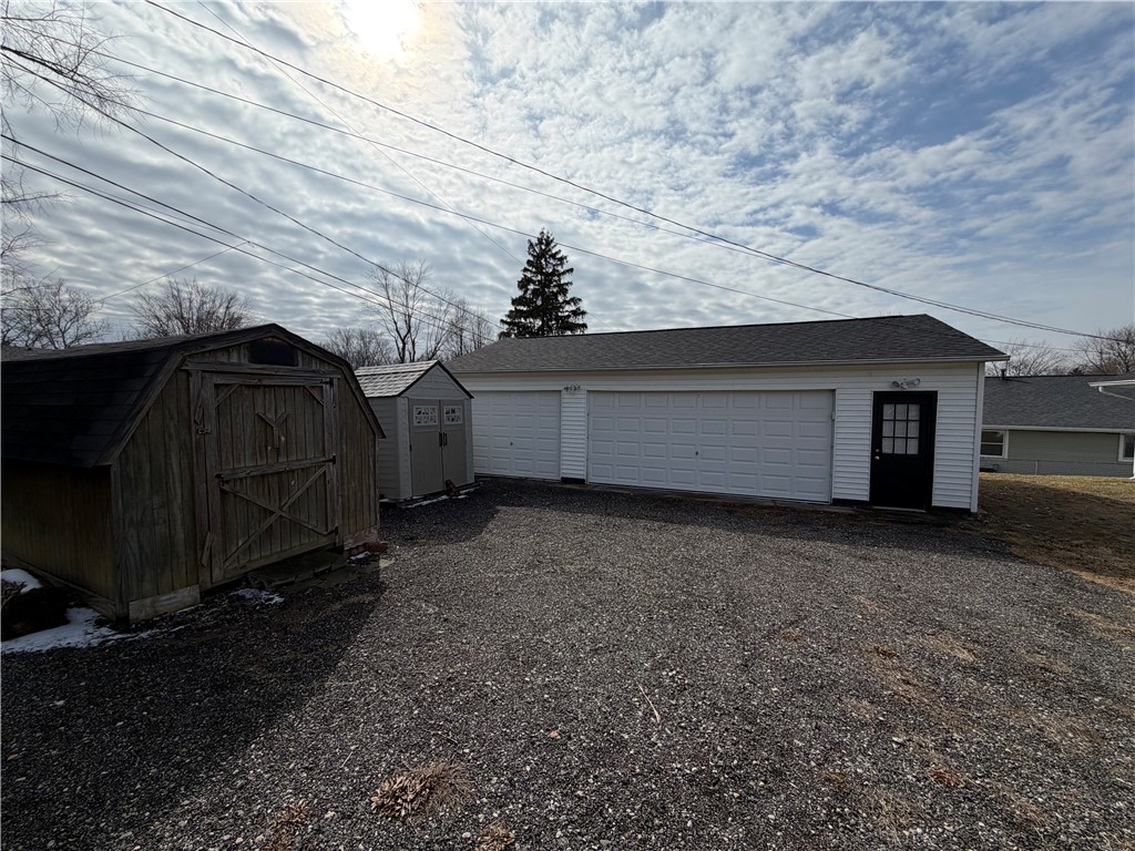 904 Sunset Ridge Danville, IL 61832 - Photo 20 of 29 Gallery Image 20
