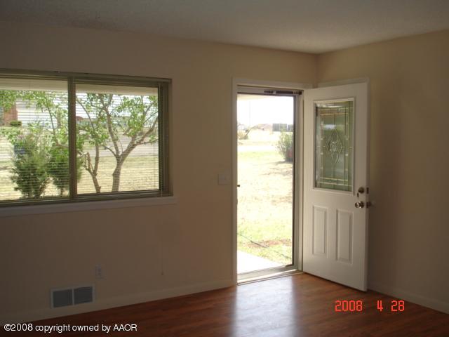 112 Racine Trail Amarillo, TX 79108 - Photo 2 of 24 Entry