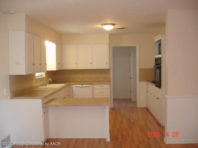 112 Racine Trail Amarillo, TX 79108 - Photo 6 of 24 Kitchen view from dining room