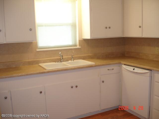 112 Racine Trail Amarillo, TX 79108 - Photo 7 of 24 Kitchen 2