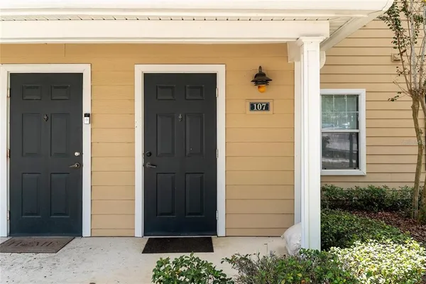 $1,700 | 930 Moonlight Cove Road, Unit 11107, Orange City, FL 32763