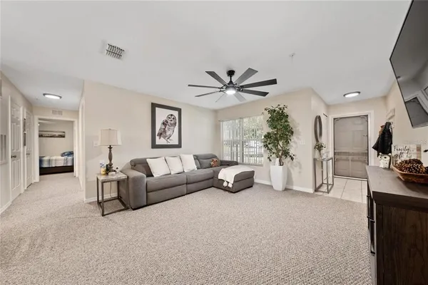 $1,700 | 930 Moonlight Cove Road, Unit 11107, Orange City, FL 32763