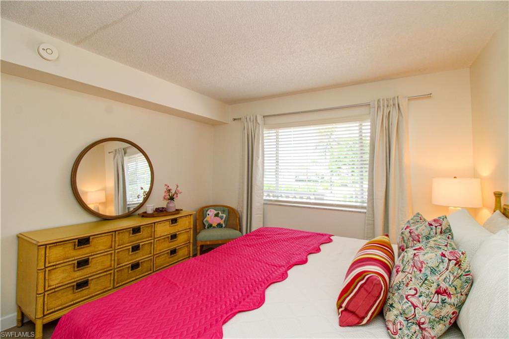 1686 Blue Point Avenue, Unit B7 Naples, FL 34102 - Photo 27 of 49