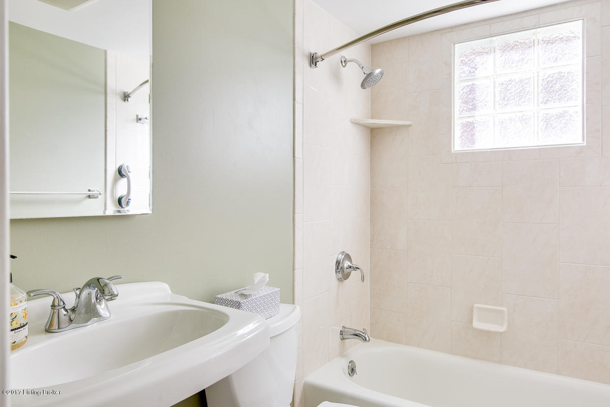 2708 Lamont Road Louisville, KY 40205 - Photo 25 of 28 2708 Lamont Rd-26