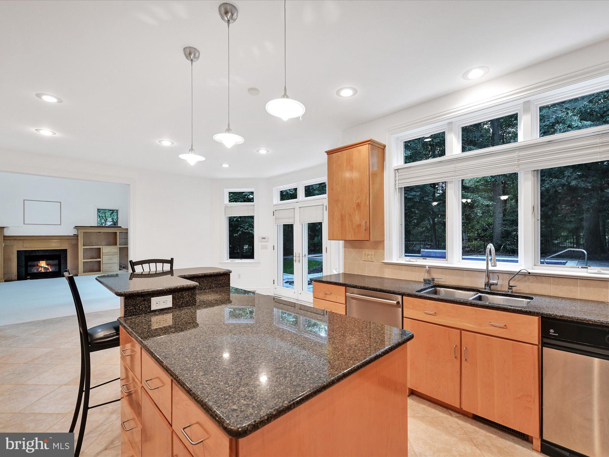 1019 Hunters Path Lancaster, PA 17601 - Photo 13 of 42 kitchen