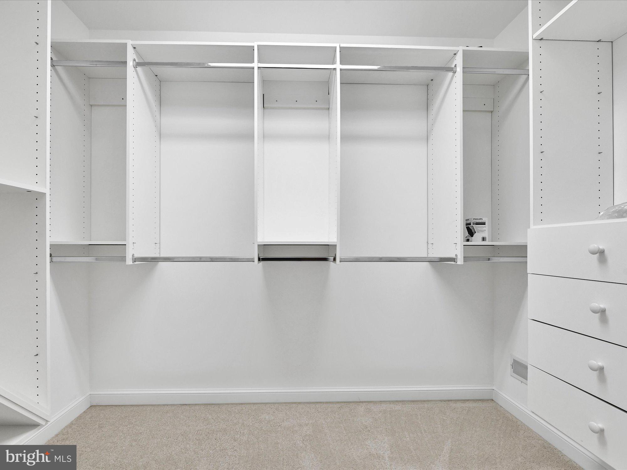 1019 Hunters Path Lancaster, PA 17601 - Photo 27 of 42 walk in closet