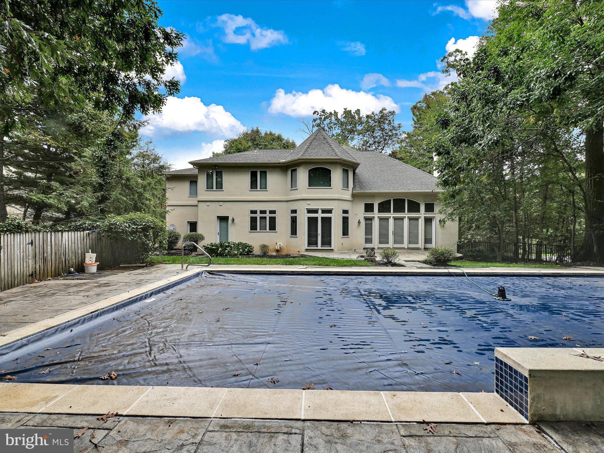1019 Hunters Path Lancaster, PA 17601 - Photo 37 of 42 rear swimming pool