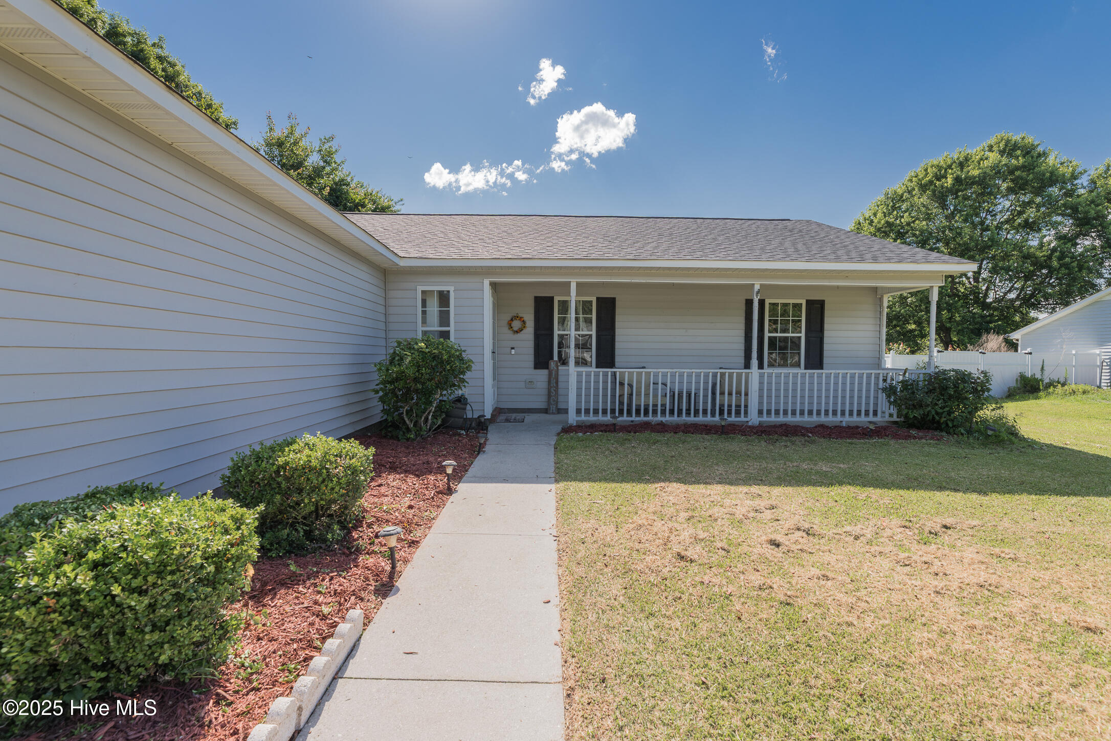 306 Steller Road Jacksonville, NC 28540 - Photo 3 of 27 4FRONT