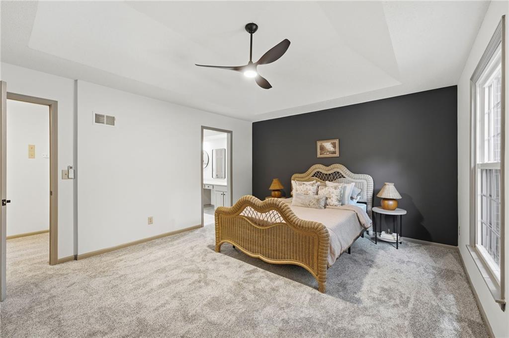 8009 Hallet Street Lenexa, KS 66215 - Photo 23 of 57