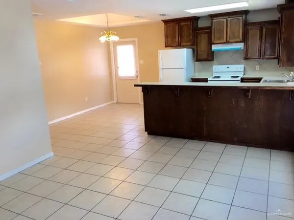 $995 | 1806 South Linden Street, Pharr, TX 78577