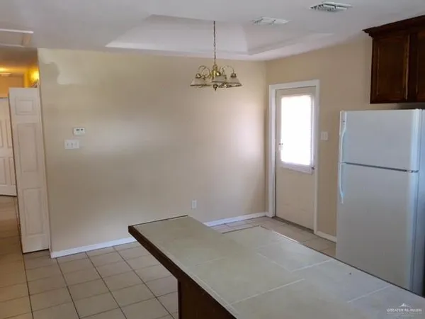 $995 | 1806 South Linden Street, Pharr, TX 78577