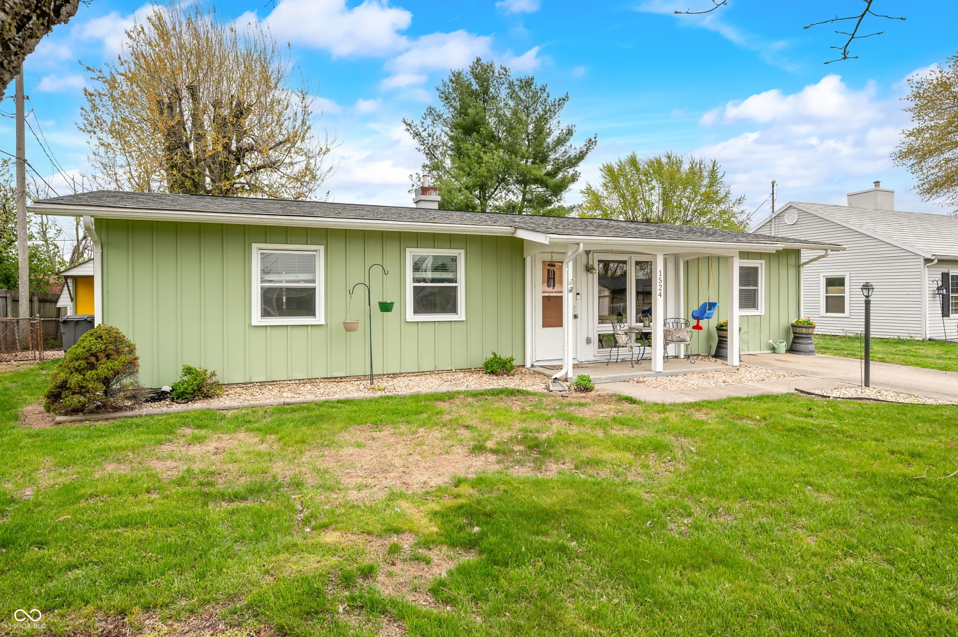 1524 Westgate Road Seymour, IN 47274 - Photo 4 of 27 Gallery Image 4