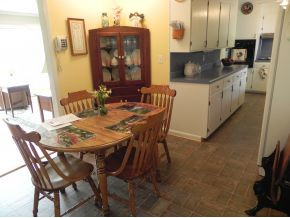 3312 Princeton Road Kingsport, TN 37660 - Photo 3 of 24 Convenient Eat in Kitchen