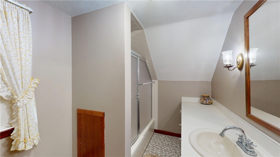 25 Phillip Street Coventry, RI 02816 - Photo 39 of 45