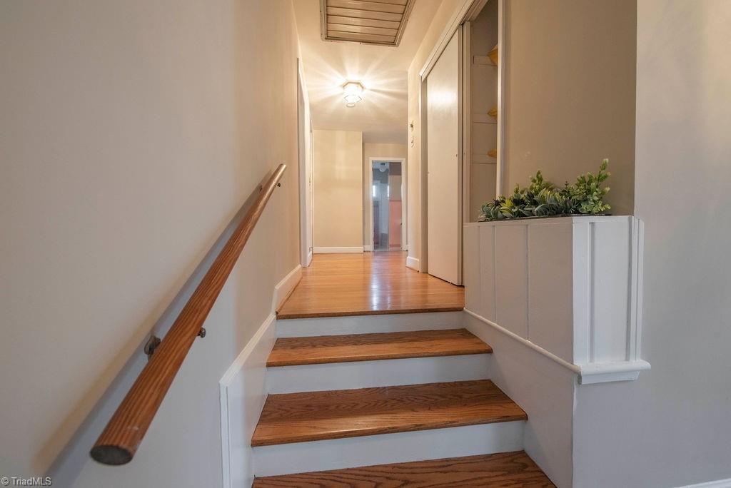 1520 Berwick Road Southwest Winston-Salem, NC 27103 - Photo 11 of 31 Gallery Image 11