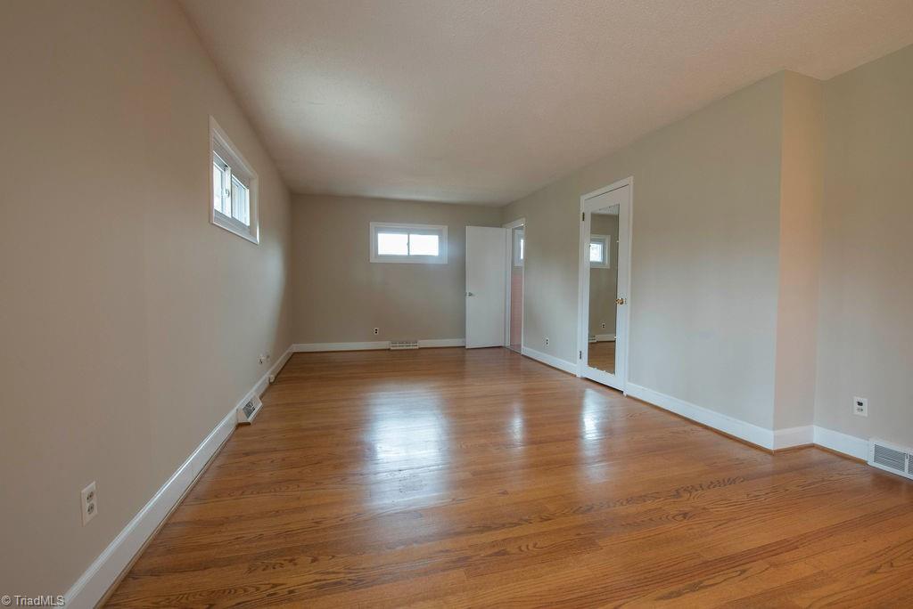 1520 Berwick Road Southwest Winston-Salem, NC 27103 - Photo 13 of 31 Gallery Image 13