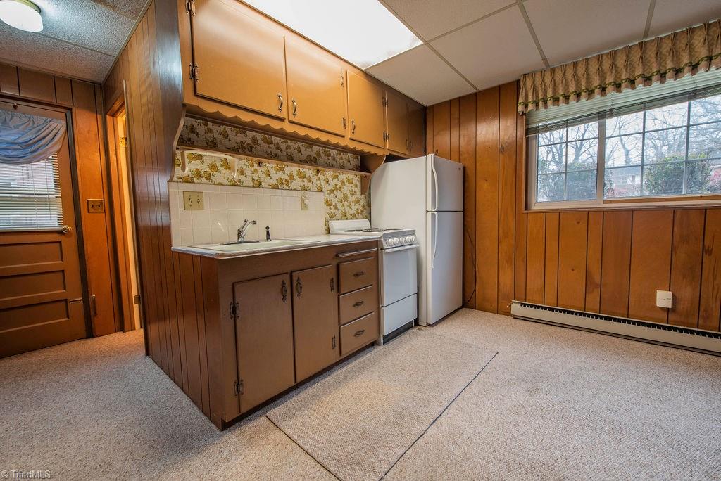 1520 Berwick Road Southwest Winston-Salem, NC 27103 - Photo 21 of 31 Gallery Image 21